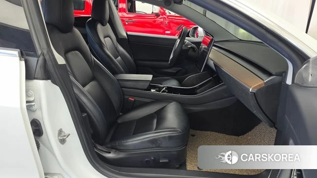 Tesla Model 3 2019 Белый из Кореи, фото 2