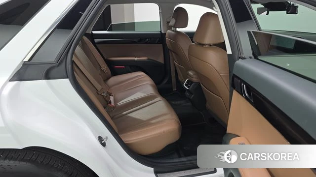 Hyundai Grandeur Hybrid (GN7) 2023 Белый из Кореи, фото 2