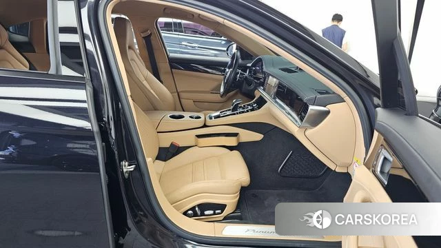 Porsche Panamera (971) 2021 Черный из Кореи, фото 2