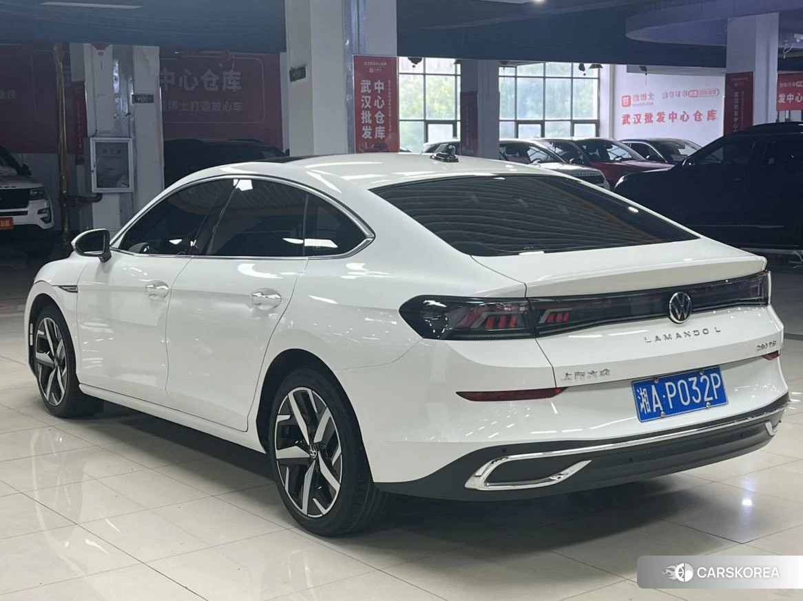 Volkswagen Lamando 2022 Белый из Китая, фото 2