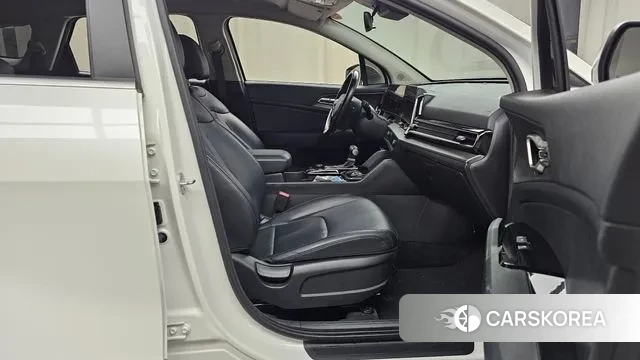 Kia Sportage 5th Generation 2022 Белый из Кореи, фото 2
