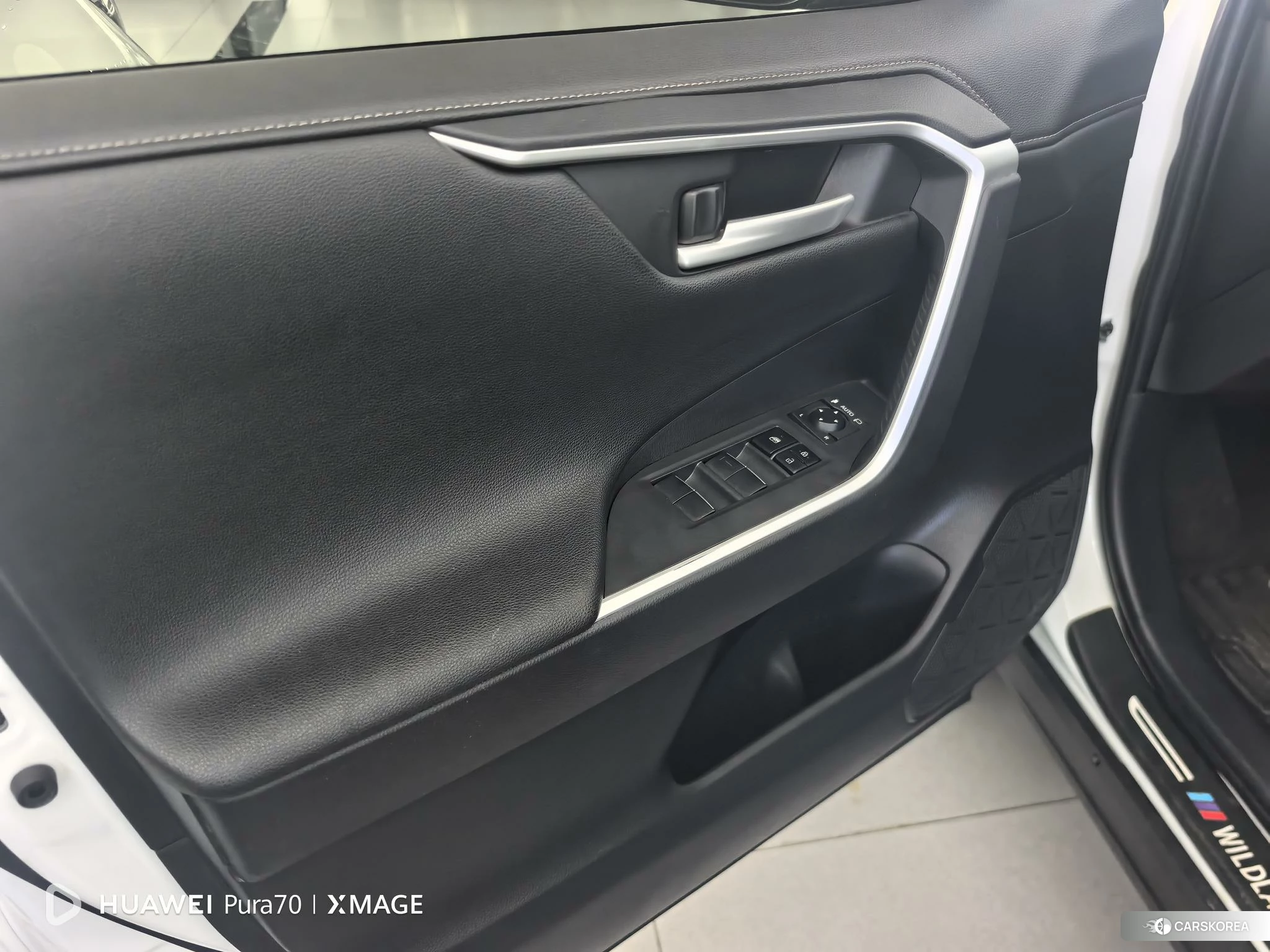 Toyota Wildlander 2022 Белый из Китая, фото 2