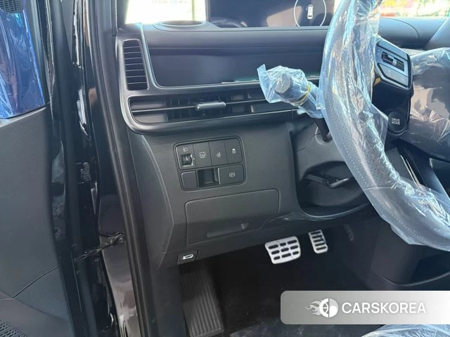 Hyundai Staria 2026 Черный из Кореи, фото 2