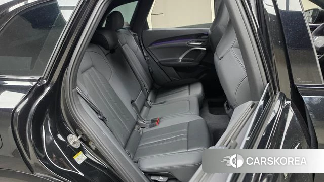 Audi Q5 (80A) 2025 Черный из Кореи, фото 2