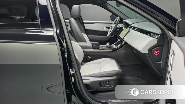 Land Rover Range Rover Velar 2026 Черный из Кореи, фото 2
