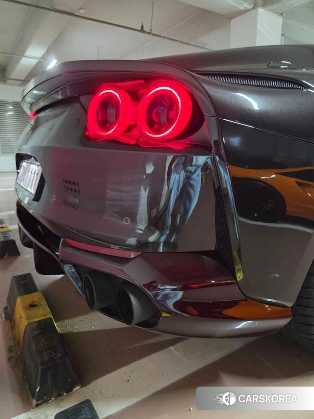 Ferrari 812 Superfast 2020 Черный из Кореи, фото 2