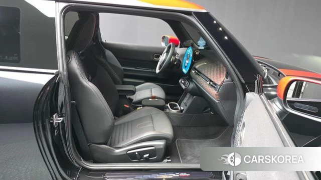 Mini Cooper S 4th Generation 2026 Черный из Кореи, фото 2