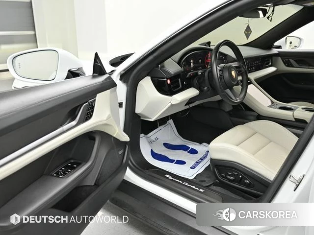 Porsche Taycan 2021 Белый из Кореи, фото 2