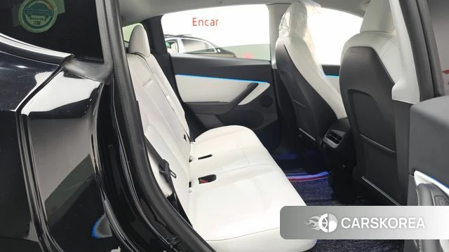 Tesla Model Y 2021 Черный из Кореи, фото 2