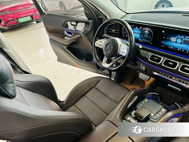 Mercedes-Benz GLS 2023 Черный из Китая, фото 2