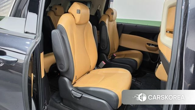 Kia Carnival 4th generation 2023 Серый из Кореи, фото 2