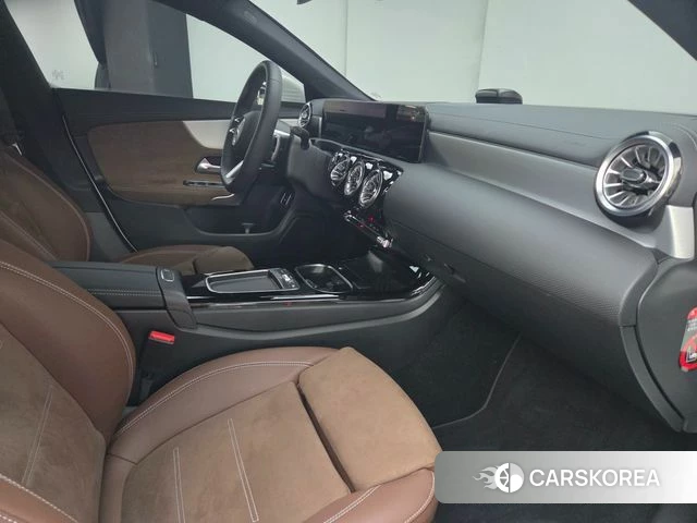 Mercedes-Benz CLA-Class C118 2026 Белый из Кореи, фото 2