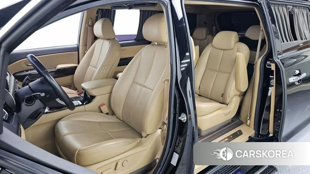 Kia The New Carnival 2019 Черный из Кореи, фото 2