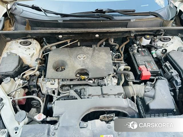 Toyota RAV4 2021 Белый из Китая, фото 2