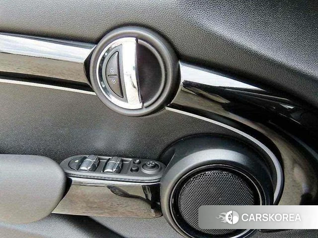 Mini Cooper 2022 Белый из Кореи, фото 2