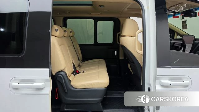 Hyundai Staria 2022 Белый из Кореи, фото 2