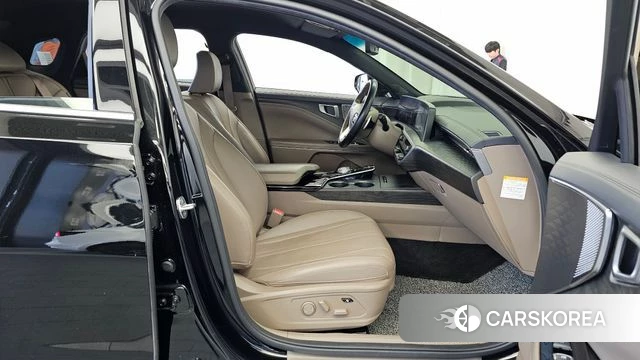 Kia K8 Hybrid 2022 Черный из Кореи, фото 2