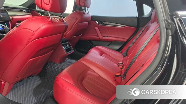 Maserati Quattroporte 2020 Черный из Кореи, фото 2