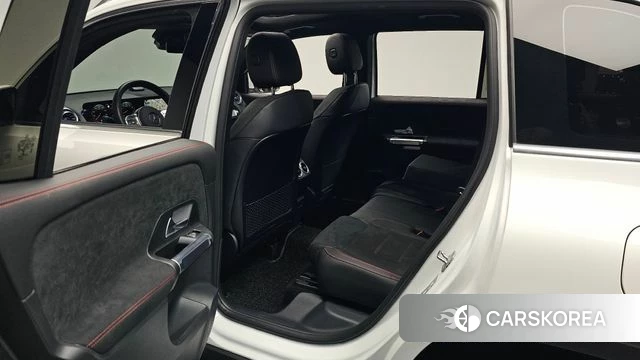 Mercedes-Benz GLB-Class X247 2023 Белый из Кореи, фото 2