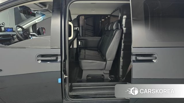 Hyundai Staria 2022 Синий из Кореи, фото 2