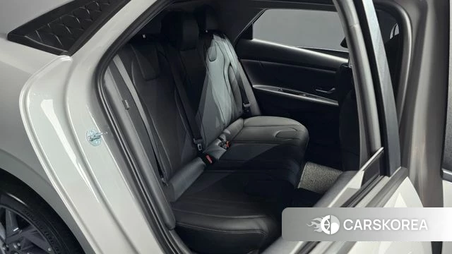 Hyundai The New Avante (CN7) 2026 Серебристо-серый из Кореи, фото 2