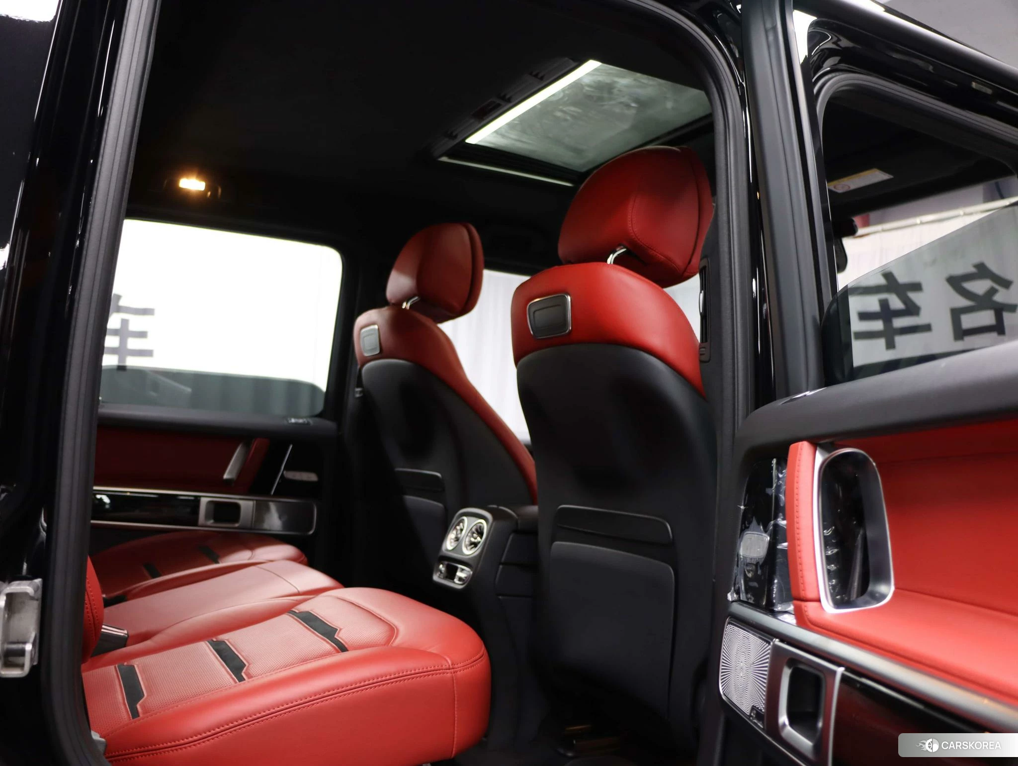 Mercedes-Benz AMG G-Class 2023 Черный из Китая, фото 2