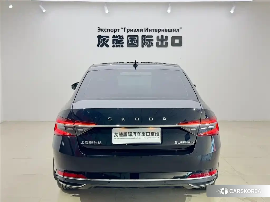 Skoda Superb 2024 Черный из Китая, фото 2