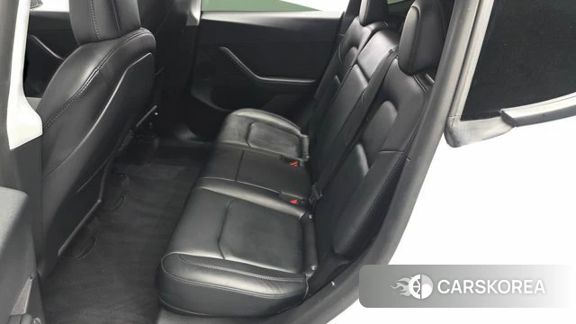 Tesla Model Y 2022 Белый из Кореи, фото 2