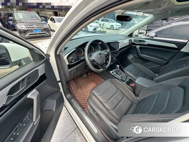 Volkswagen Tayron 2021 Белый из Китая, фото 2