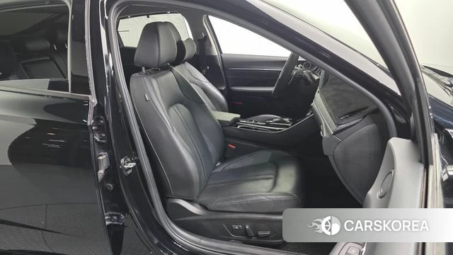 Hyundai Sonata (DN8) 2022 Черный из Кореи, фото 2