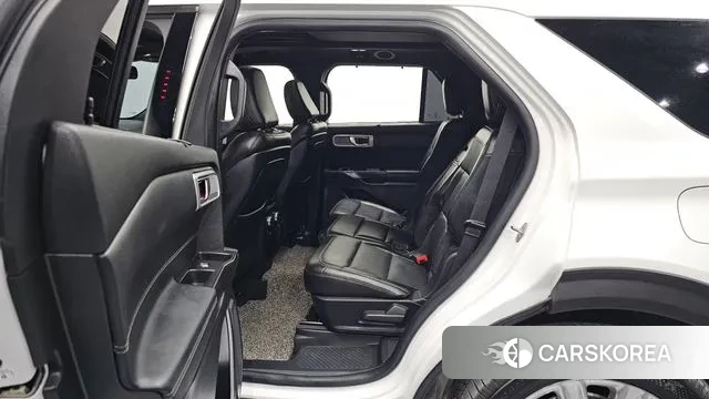 Ford Explorer 6th Generation 2020 Белый из Кореи, фото 2