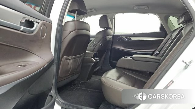Hyundai The New Grandeur IG Hybrid 2021 Белый из Кореи, фото 2