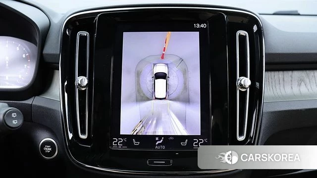 Volvo XC40 2020 Белый из Кореи, фото 2