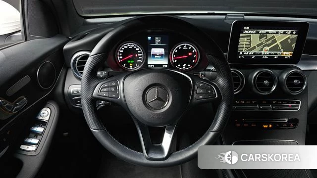 Mercedes-Benz GLC-Class X253 2019 Белый из Кореи, фото 2