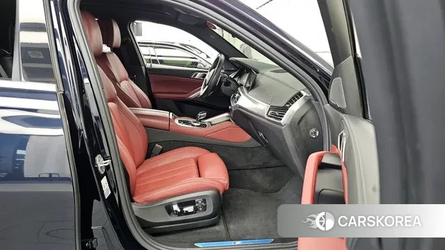 BMW X6 (G06) 2021 Черный из Кореи, фото 2