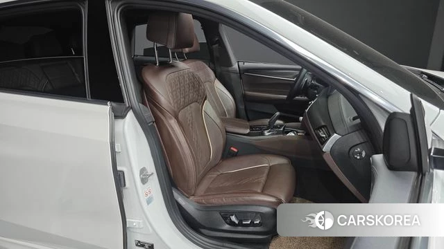 BMW 6 Series GT (G32) 2023 Белый из Кореи, фото 2