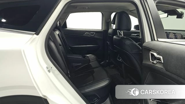 Kia Sportage 5th Generation 2022 Белый из Кореи, фото 2