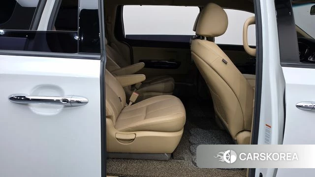 Kia The New Carnival 2019 Белый из Кореи, фото 2