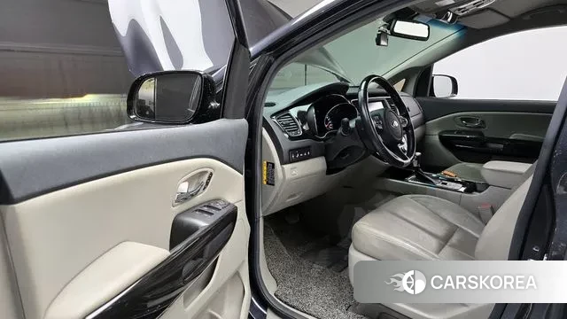 Kia The New Carnival 2019 Черный из Кореи, фото 2