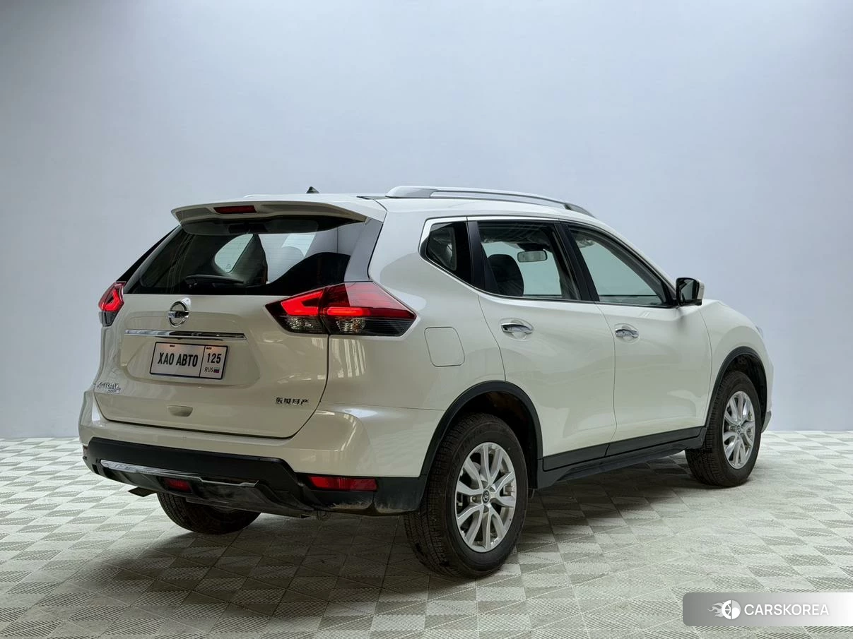 Nissan X-Trail 2023 Белый из Китая, фото 2