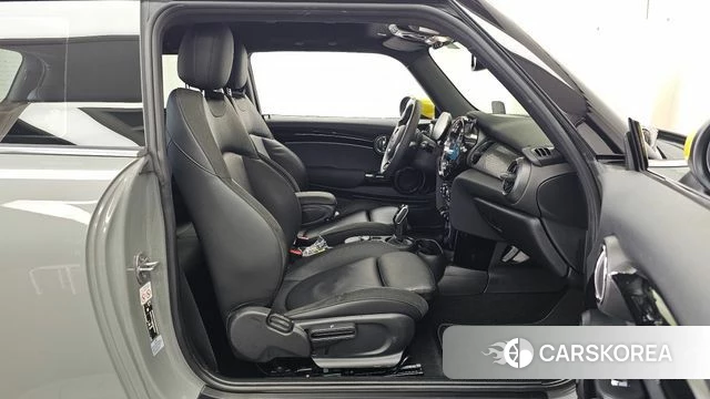 Mini Cooper Electric 2022 Серый из Кореи, фото 2