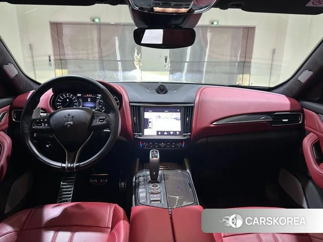 Maserati Levante 2023 Белый из Кореи, фото 2