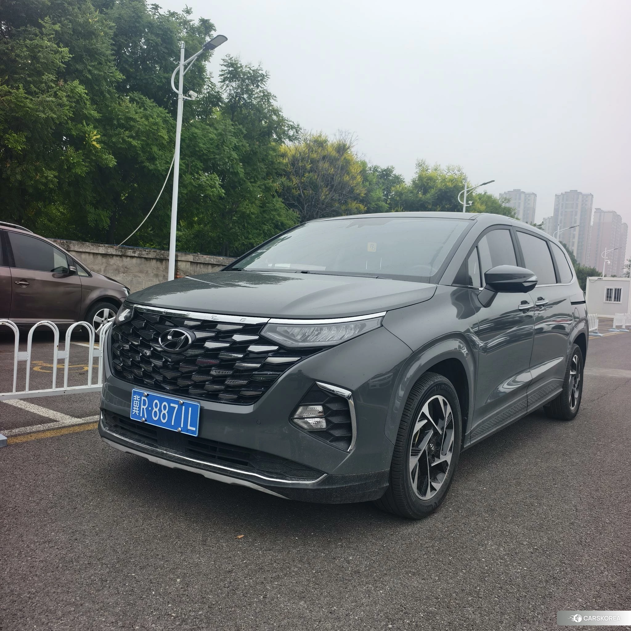 Hyundai Custo 2021 Темно-серый из Китая, фото 2