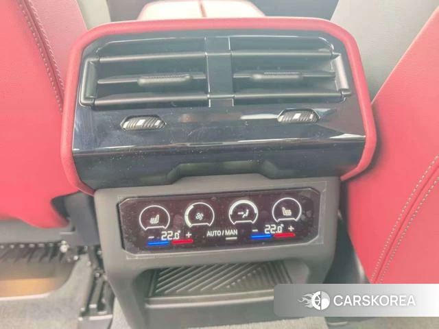BMW 5 series 2026 Черный из Китая, фото 2