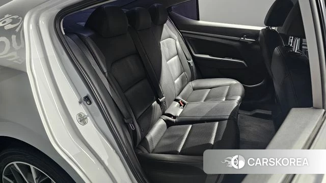 Hyundai The New Avante AD 2019 Белый из Кореи, фото 2
