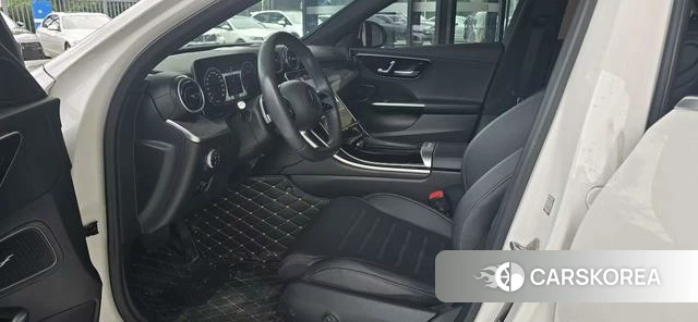 Mercedes-Benz C-class 2023 Белый из Китая, фото 2