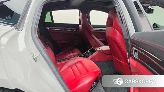 Porsche Panamera (971) 2021 Серебристо-серый из Кореи, фото 2