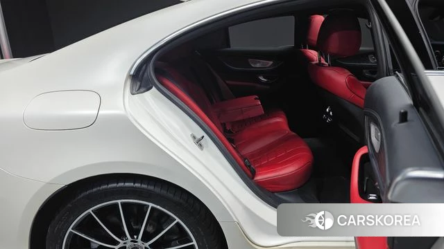 Mercedes-Benz CLS-Class C257 2021 Белый из Кореи, фото 2