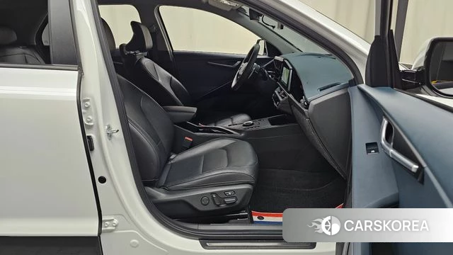 Kia Di Ol Nu Niro 2022 Белый из Кореи, фото 2