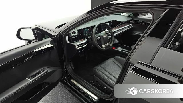 Hyundai Grandeur Hybrid (GN7) 2026 Черный из Кореи, фото 2